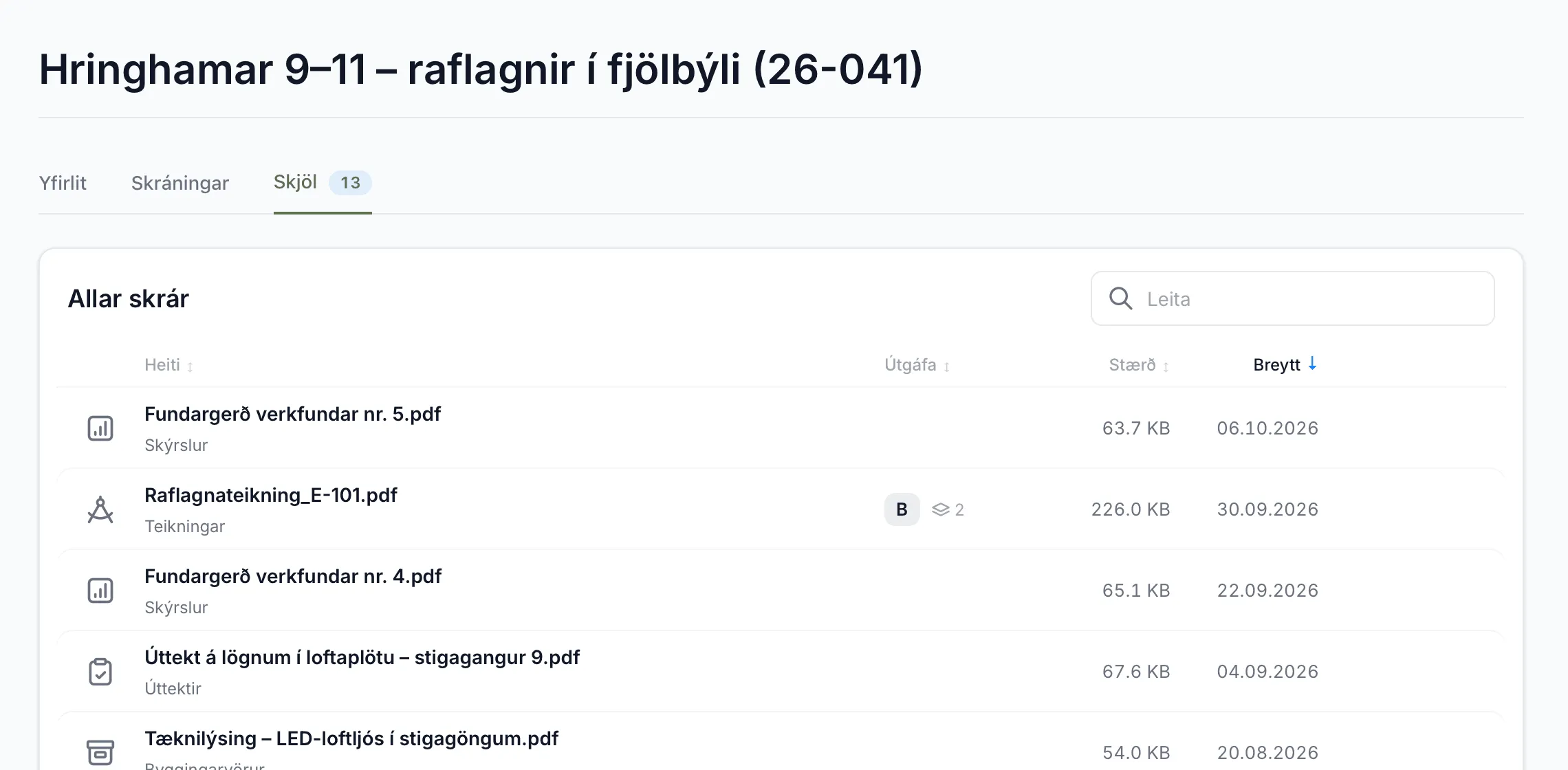 Skjöl-flipinn hjá Starfsmanni: einn listi án mappa, aðeins skrár sem eru sýnilegar starfsmönnum.